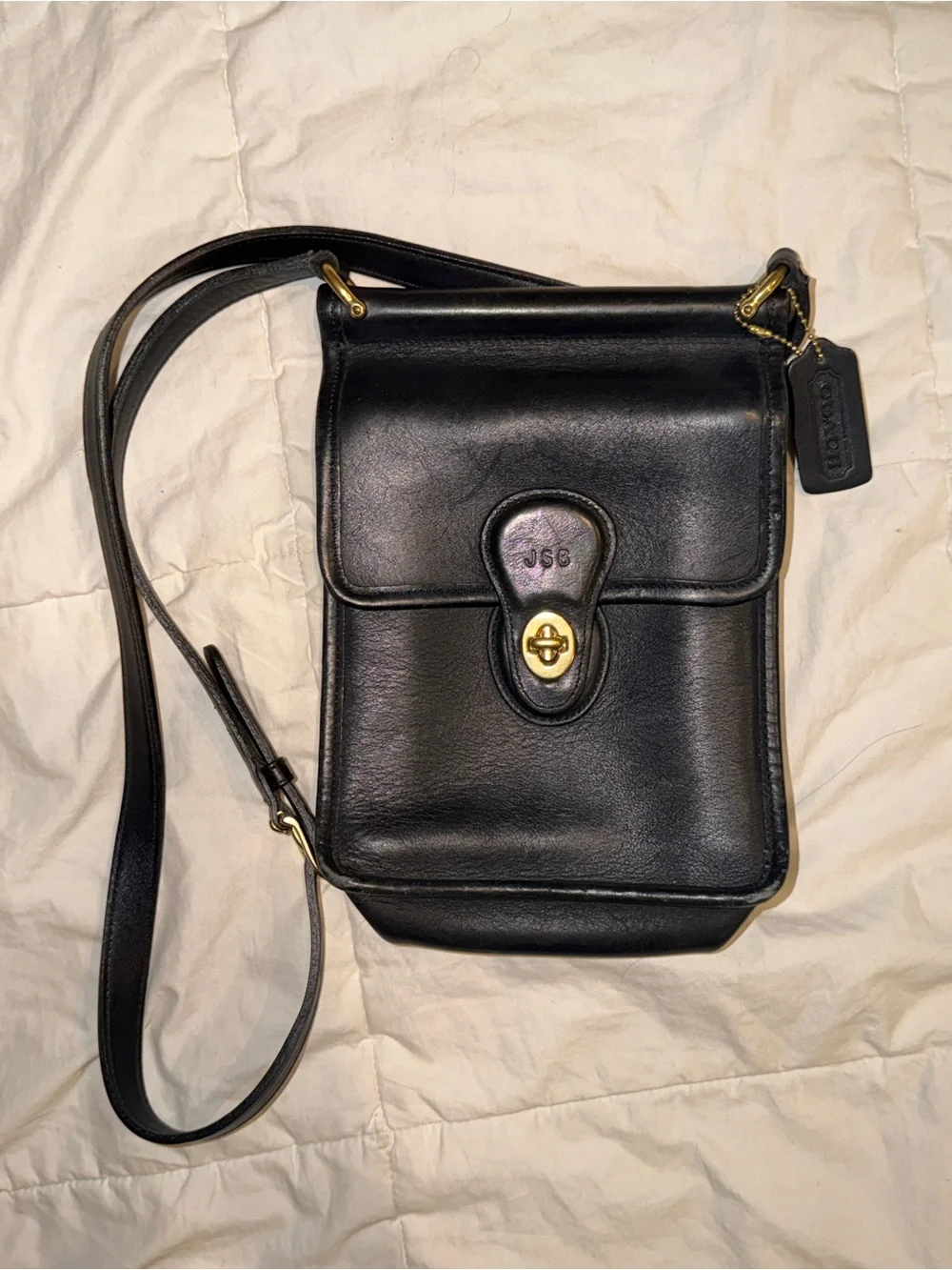 21 Vintage Coach red Leather Crossbody Bag , purse, satchel, tote w/ dust bag